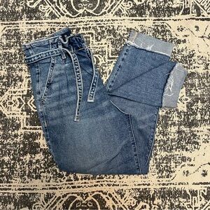 Hollister Vintage High-rise Stretch Mom Jeans